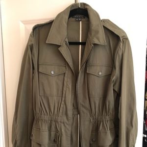 Military green field jacket